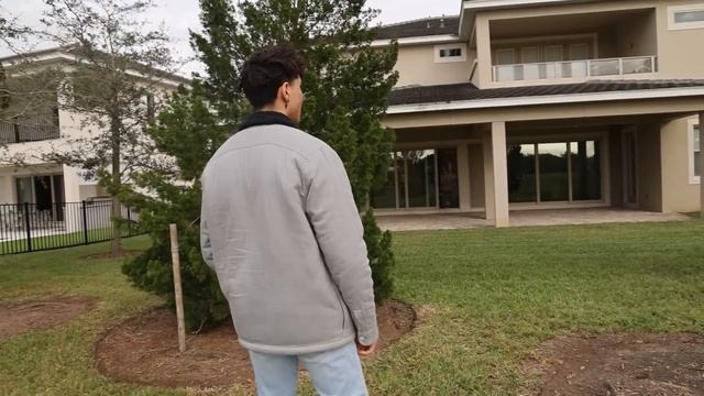 This Is our NEW HOUSE... смотреть онлайн