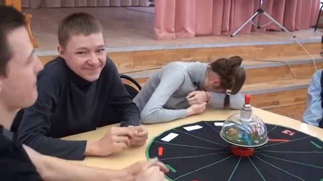 ШКОЛА 2100. Игра "Что? Где? Когда?" в ОП 1, посвящённая Дню Земли 21.04.2017 смотреть онлайн
