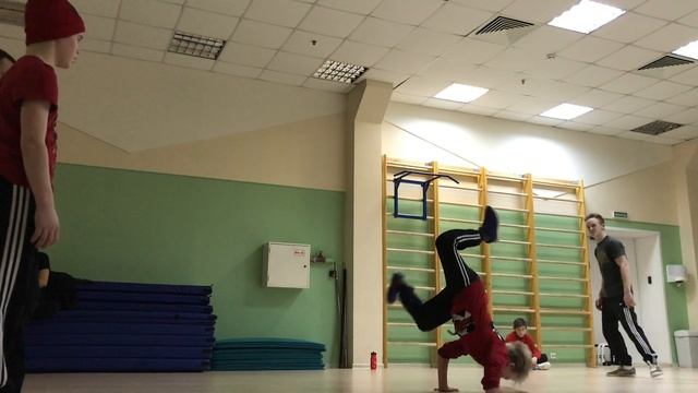 Очень классный батл смотреть онлайн