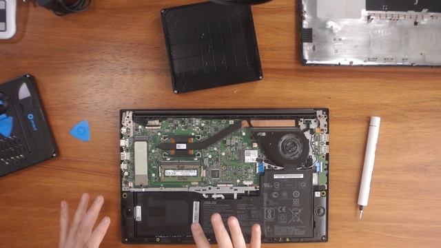 Computador Asus Vivobook 15 aún vale la pena en 2023??? смотреть онлайн