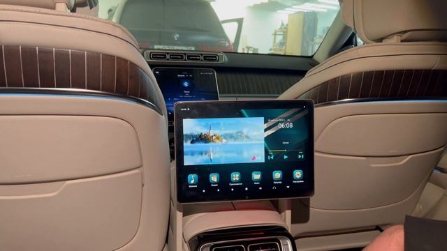 Консольный монитор на примере S Class, Maybach 223 смотреть онлайн