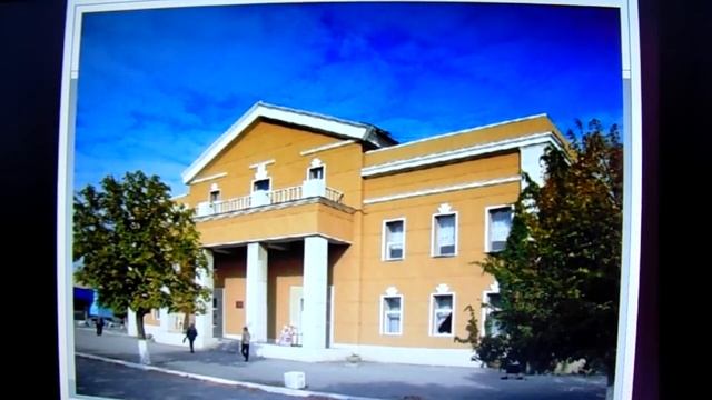 Заочная экскурсия по центральной улице г Миллерово. Ко Дню города. ЦДБ. Часть1 смотреть онлайн