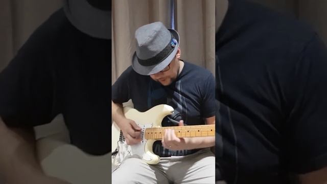 #HarleyBenton ST62 with some fuzz. #guitar #fender #stratocaster смотреть онлайн
