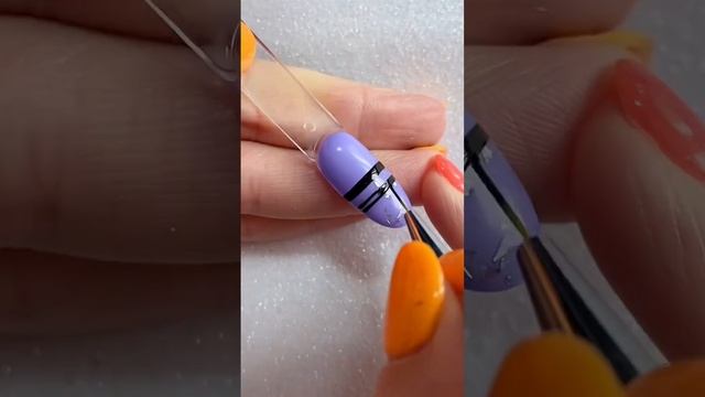 Сиреневая идея? #shorts #дизайнногтей #идеяманикюра #маникюр #ногти #nails #nailart смотреть онлайн