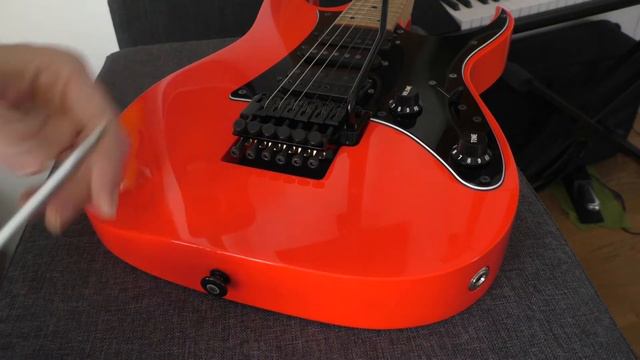 How To Install Strap Locks? | Guitar Strap Lock Comparison