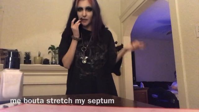 stretching my septum to a 10g смотреть онлайн