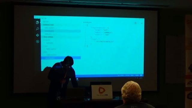 DevFestMN 2016 | Ilya Verbitskiy - Scaling up JavaScript with TypeScript смотреть онлайн