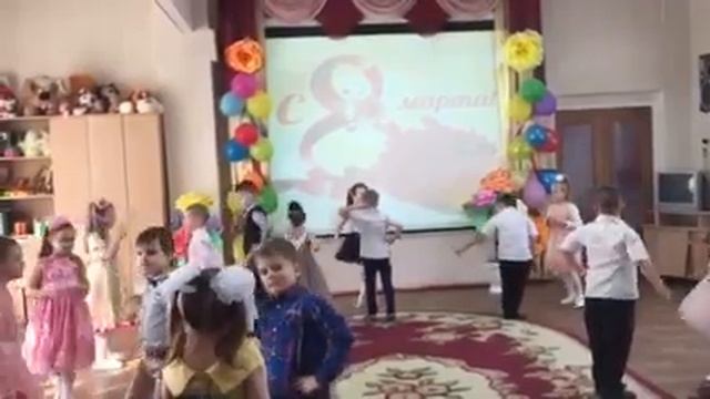 Танец Полька в подготовительной группе смотреть онлайн