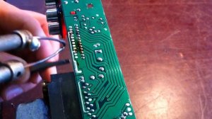 Легко випаяти TDA 7388 одним паяльником. Як випаяти мікросхему? Вчимося паяти