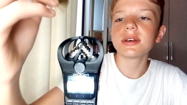 АСМР КИСТОЧКИ ПО МИКРОФОНУ смотреть онлайн