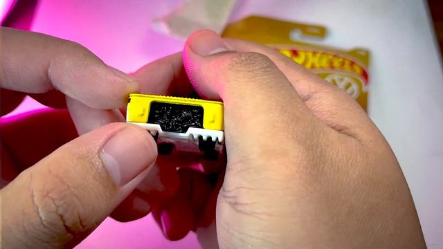 Review Hotwheels VW T2 Pickup - Volkswagen Series смотреть онлайн