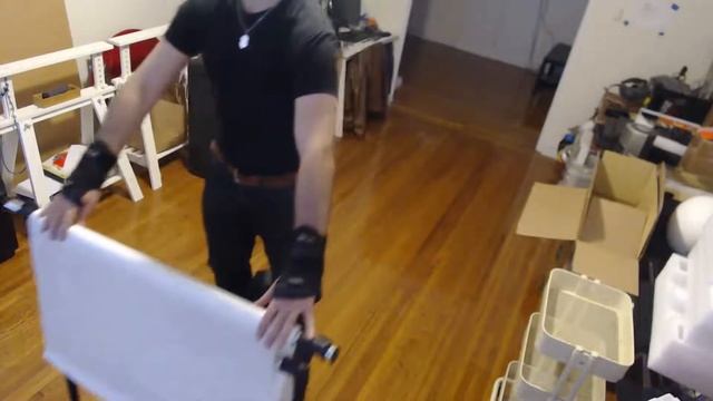 Learning how to ride the Kingsong 18XL смотреть онлайн