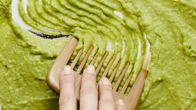 4 Avocado Hacks for Better Skin and Hair | Marie Claire + Garnier Whole Blends смотреть онлайн