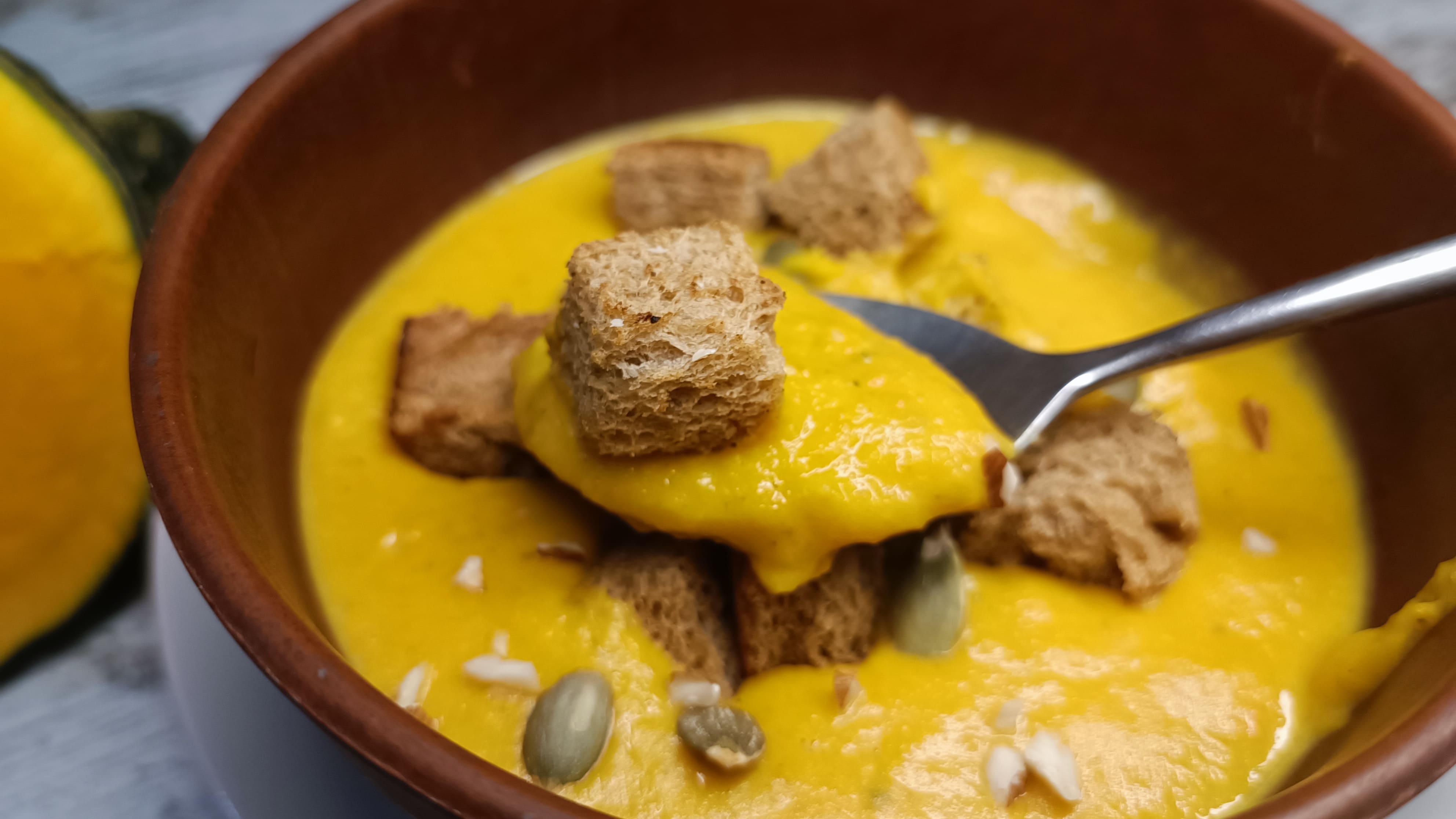 Тыквенный суп  пюре со сливками.