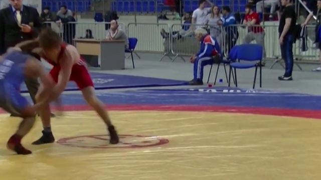 Вольная борьба -Веробян Эдвард в красном трико смотреть онлайн