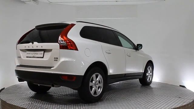 VOLVO XC60 2.4 D KINETIC AUTOMATICO 163CV смотреть онлайн