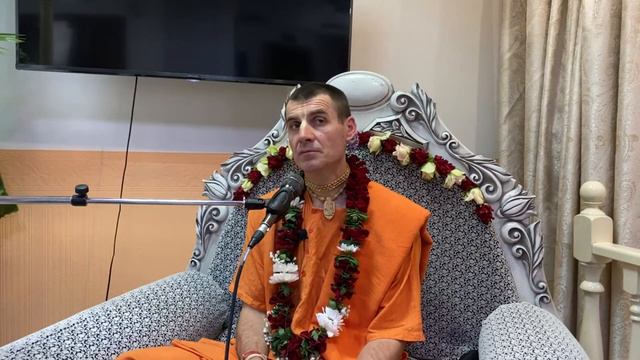 Можно ли сочетать материальные желания с духовными? Вальмики дас смотреть онлайн