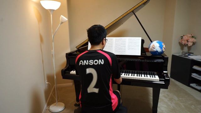 UEFA Champions League Anthem. Played on Kawai GX-1. смотреть онлайн
