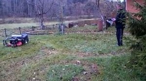 радиоуправляемая газонокосилка (бешеная табуретка) на базе колес от гироскутера