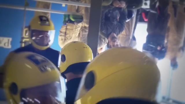 Golden Knights Vertical Formation Skydiving Team (GKVFS) смотреть онлайн