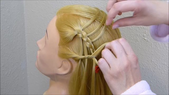Cookie Cutter Waterfall Braid Hairstyle Tutorial смотреть онлайн