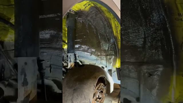 Жидкая шумоизоляция PRIM АнтиШум - антикор и дополнительная шумоизоляция днища и арок смотреть онлайн