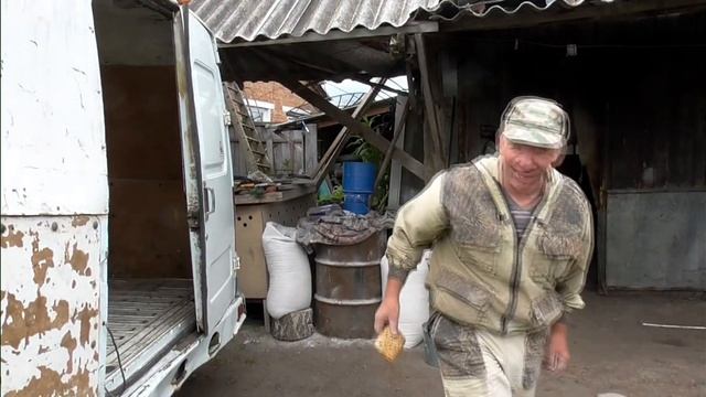 Везу на Газели фураж для КРС деревня будни фермера Бажениты смотреть онлайн