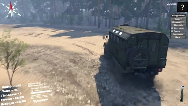 Сравнение ЗИЛ 131 и КАМАЗ 6522 по грязи.