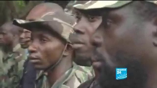 Une journée avec les patrouilles d'Alassane Ouattara • FRANCE 24 смотреть онлайн