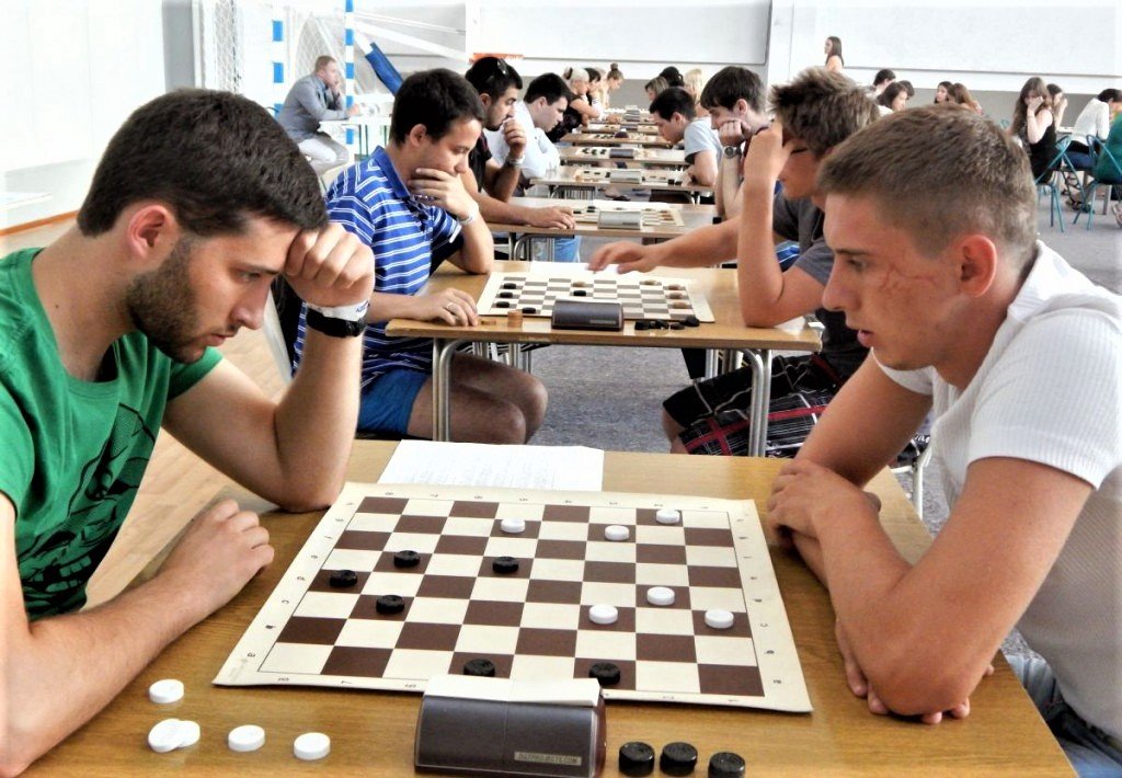 Шашки, шашки смотреть онлайн