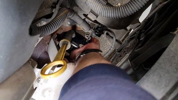 Oil change on my Opel Astra G 1.6 16v Z16XEL