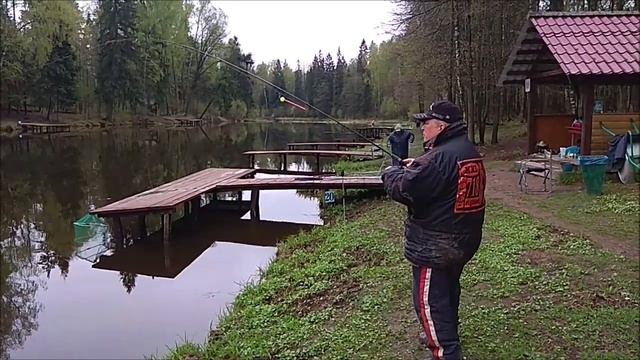 Ночь теплее - карп активнее. Клёвое место, Лосиный остров, верхний водоём. смотреть онлайн