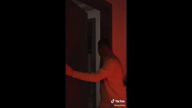 ГДЕ ПРОХОДЯТ СЪЕМКИ? ИНТЕРВЬЮ В СТОРИС? ДРИМ ТИМ ХАУС И ДРУГИЕ! смотреть онлайн