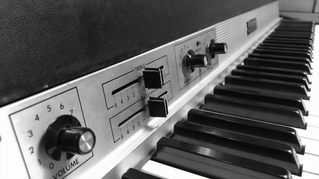FENDER RHODES MARK I 1979
