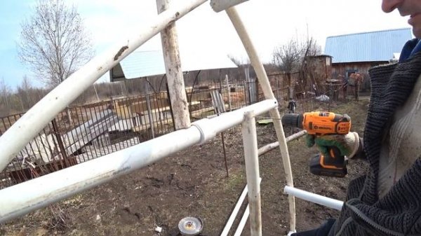 Теплица своими руками Теплица из пластиковых труб своими руками. DIY greenhouse