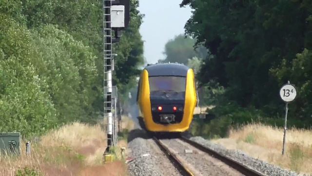 DM'90-train Superzoom Panasonic HC-V250 смотреть онлайн