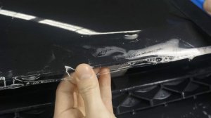 Как наклеить пленку Brontero на капот Лада Ларгус