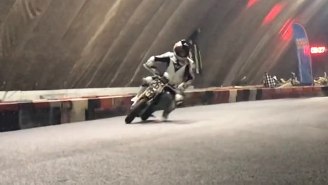 УЖАСНОЕ ПАДЕНИЕ НА ПИТБАЙКЕ✊??? смотреть онлайн