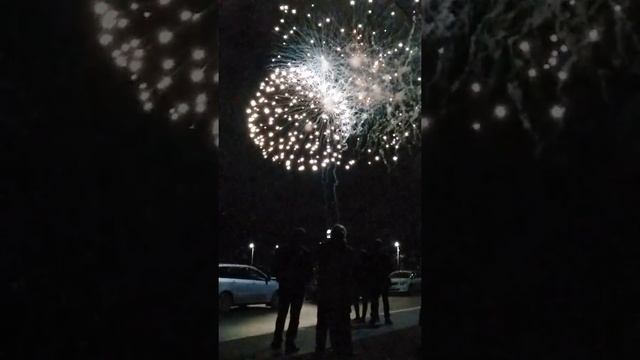 салют фрагмент 9 Мая 2021. г.Шелехов смотреть онлайн