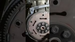 Сузуки гранд Витара сняли двигатель как открутить не снимая со шлицов гидротрансформатор