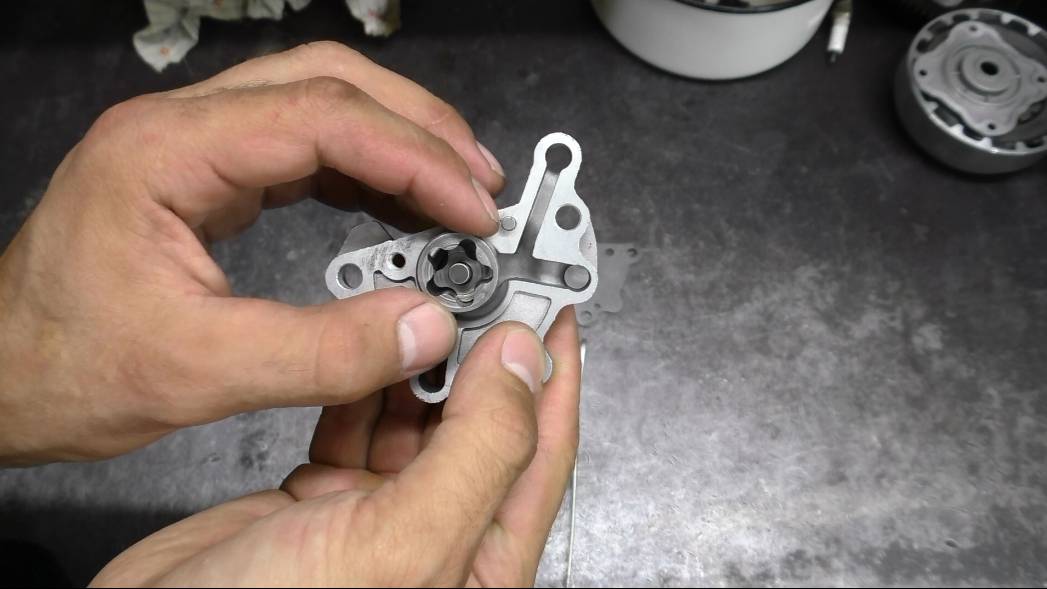 Как собрать масленый насос. смотреть онлайн