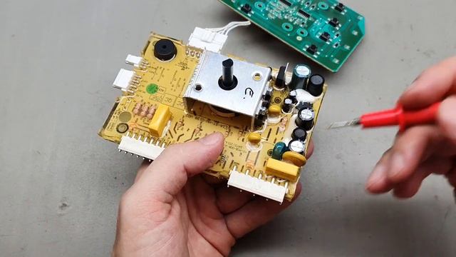 Conserto da placa electrolux que não liga смотреть онлайн