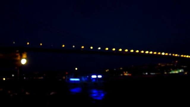 Навесной мост через Босфор в иллюминации смотреть онлайн