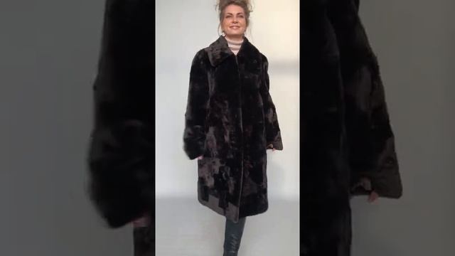 Шуба мутон куски 6500 ₽ как новая р.52 /10847/ смотреть онлайн