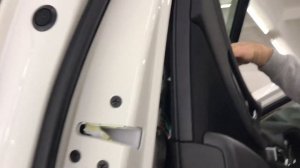 Новая МАЗДА СХ-5: как снять обшивку двери ПРАВИЛЬНО на MAZDA CX-5 2019