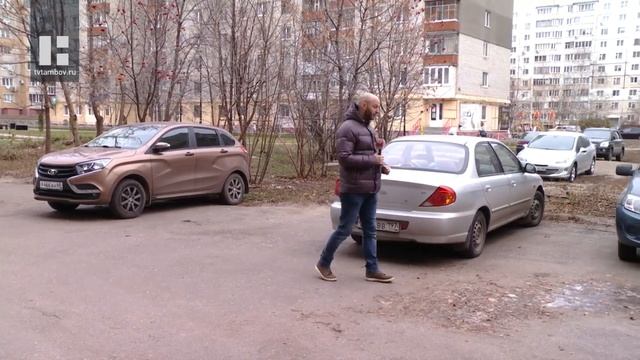 Дворы Тамбова освободят от брошенных машин и самовольно занятых мест на парковках смотреть онлайн