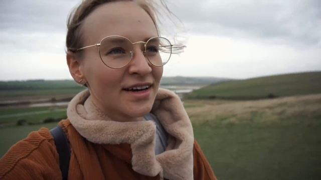 Настоящая Англия, Падение и Утесы | Karolina K смотреть онлайн