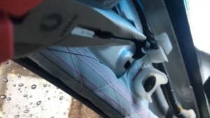 Спрашивали как снять обивку стойки стекла. Отвечаем:)