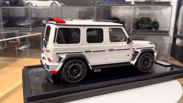 Motorhelix Mercedes G 900 Brabus Rocket  (MH024PW) 1:18