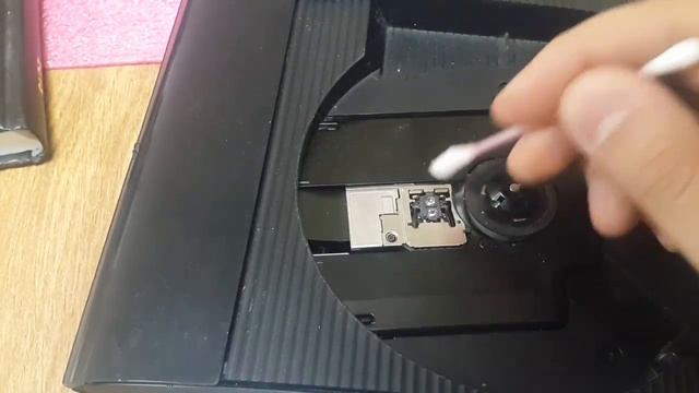 Чистка головки лазера PS2, PS3, PS4. Не читает диски? смотреть онлайн